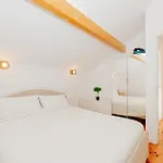 Tatil Evi New Amazing Cozy House In The Heart Lisboa