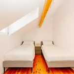 Holiday home New Amazing Cozy House In The Heart *