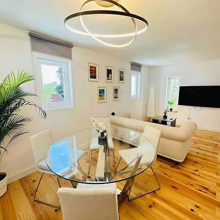 New Amazing Cozy House In The Heart Будинок відпочинку