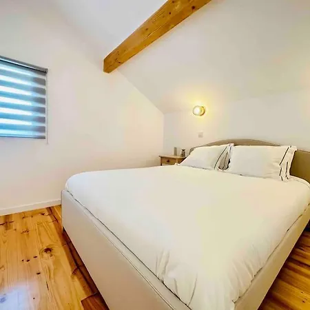 Будинок відпочинку New Amazing Cozy House In The Heart Лісабон