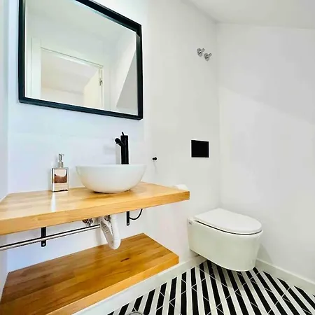 New Amazing Cozy House In The Heart *