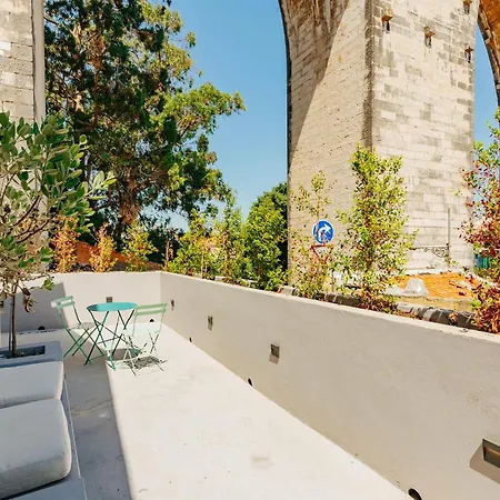 Casa de Férias New Amazing Cozy House In The Heart Lisboa