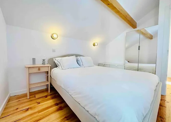 New Amazing Cozy House In The Heart بيت للعطل Lisboa