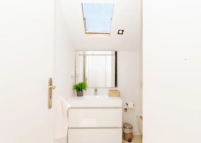 New Amazing Cozy House In The Heart