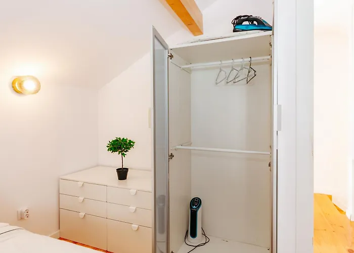 New Amazing Cozy House In The Heart بيت للعطل Lisboa