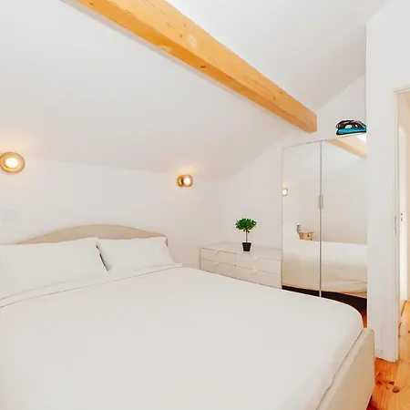 Дом отдыха New Amazing Cozy House In The Heart Лиссабон