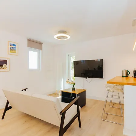 New Amazing Cozy House In The Heart Лиссабон
