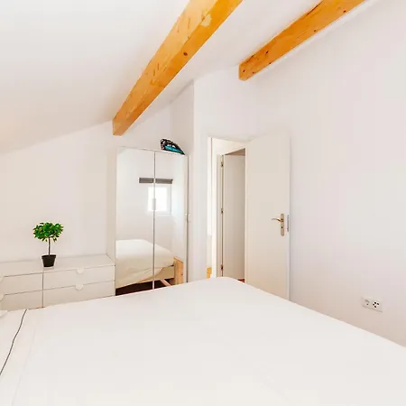 New Amazing Cozy House In The Heart